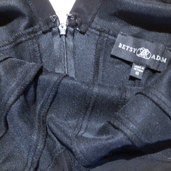 Brand New Women's Betsey & Adam Full-Length Mermaid-Cut Black Gown - Picture 16 of 16